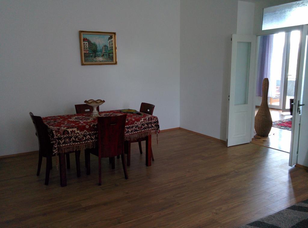 Guesthouse Natali Telavi Eksteriør bilde